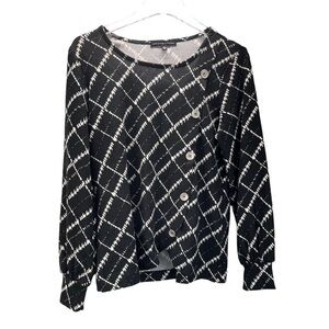 Adrienne Vittadini Sweater Long sleeve asymmetrical buttons chevron print M